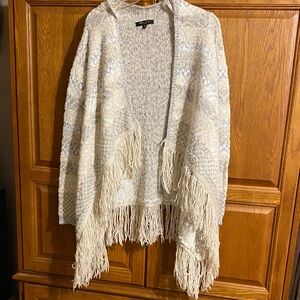 Romeo & Juliet Couture Cream and Blue Fringe Cardigan